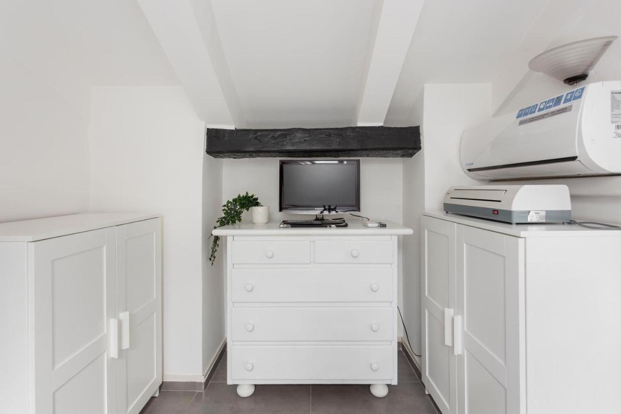 1 Bedroom & 1 Living Apt - Duomo 7